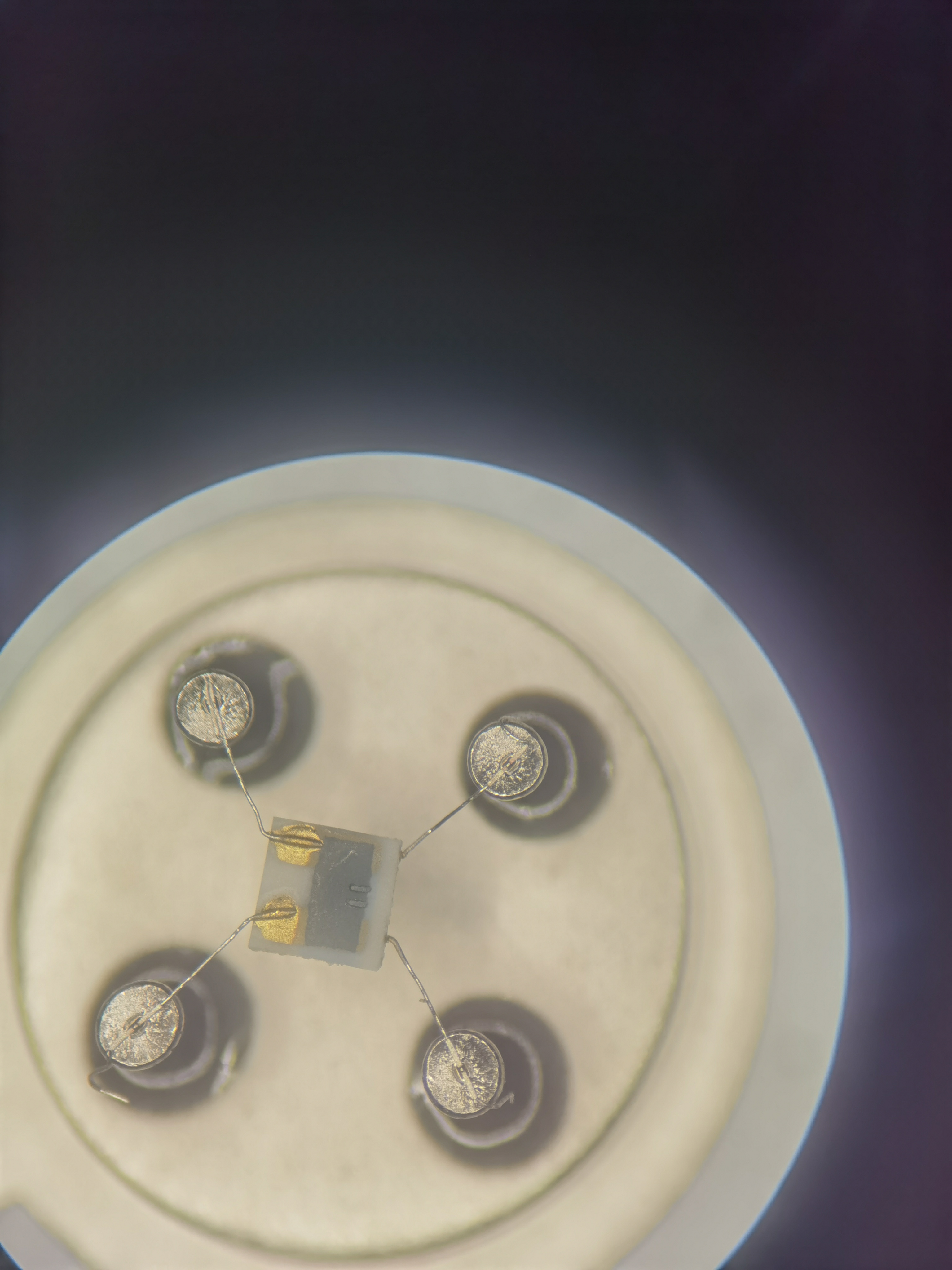 MEMS芯片焊接传感器焊接工艺样品